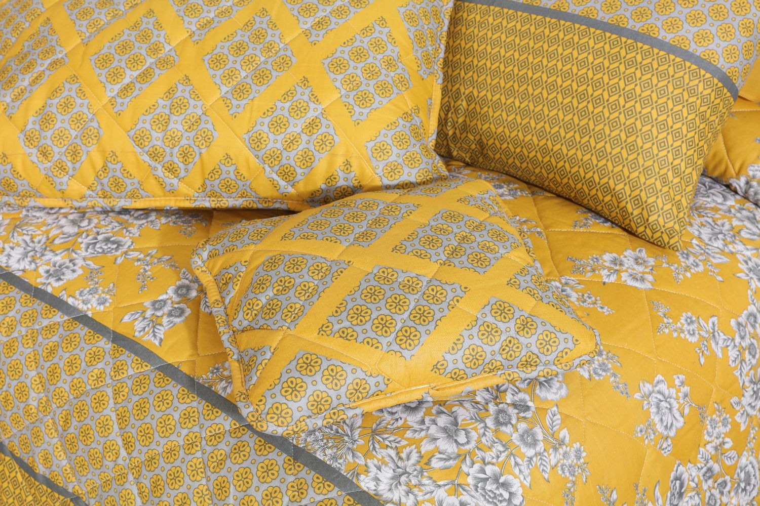 OHIO WINTER COMFORTER SET- 6 PCS (PREMIUM)