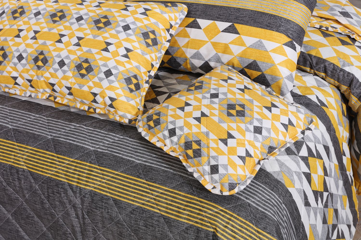 RODES WINTER COMFORTER SET- 6 PCS (PREMIUM)