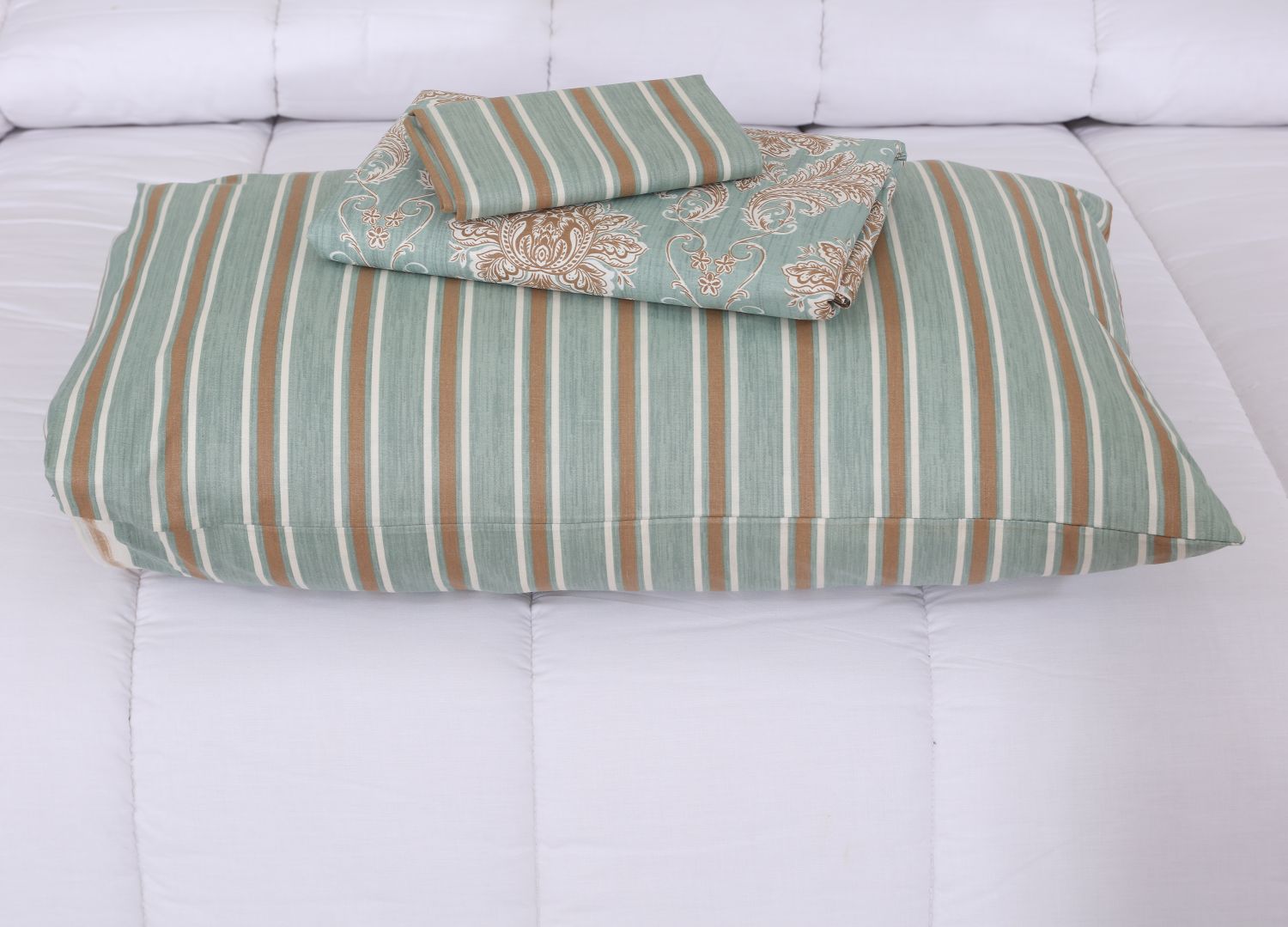SAYCHAL BEDSHEET SET - 3 PCS (PREMIUM)