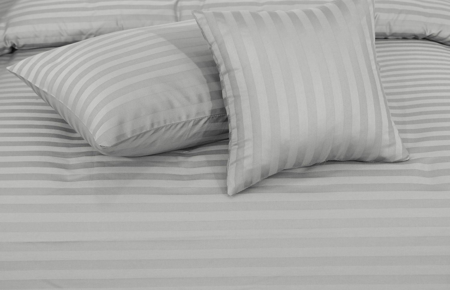SMALL STRIPES GREY BEDSHEET SET - 6 PCS (SATIN)
