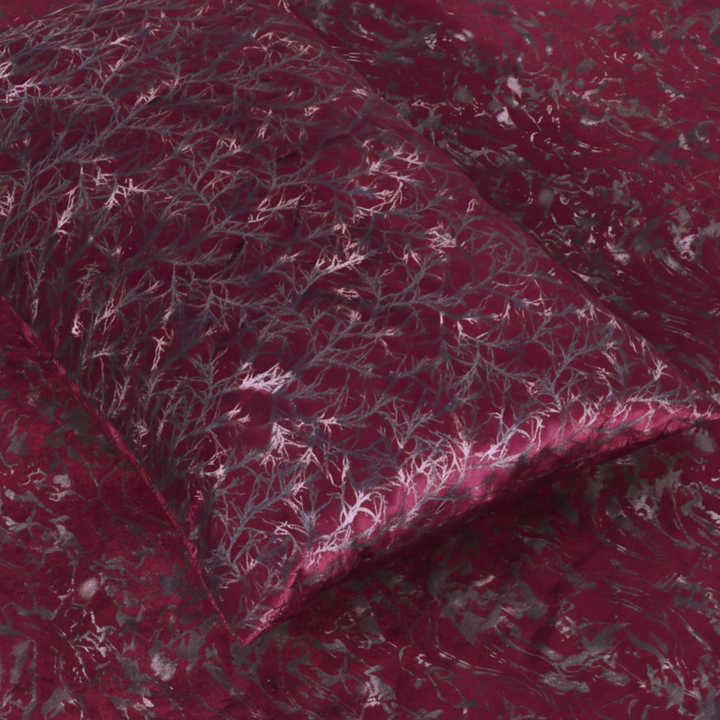 MAROON VELVET DUVET COVERS SET 8 PCS