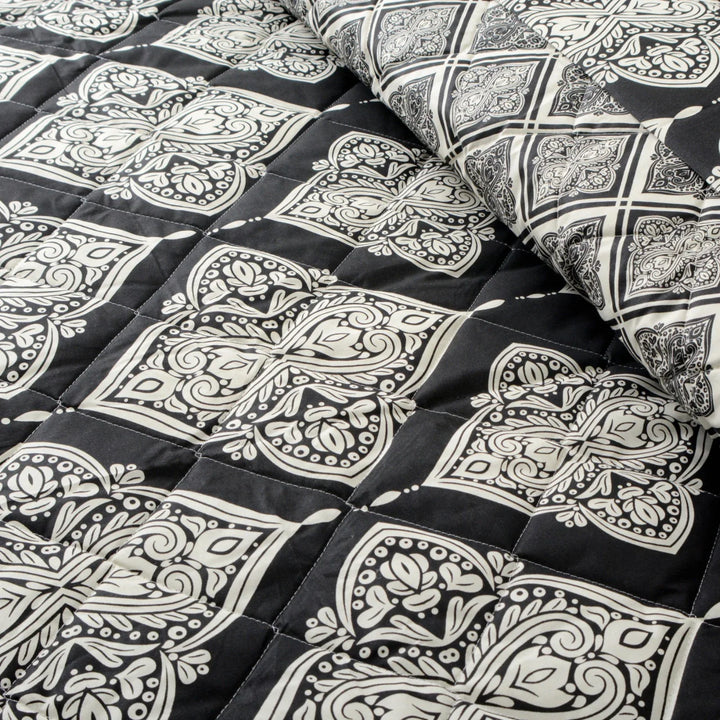 DIVINE  DUVET COVERS  SET - 8 PCS (PREMIUM)