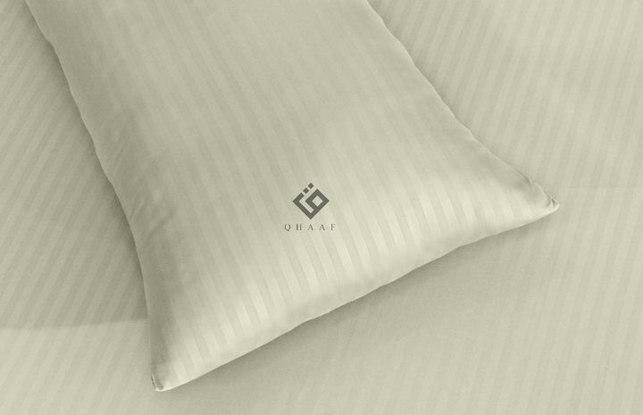 ivory stripe satin fitted sheet - (premium)