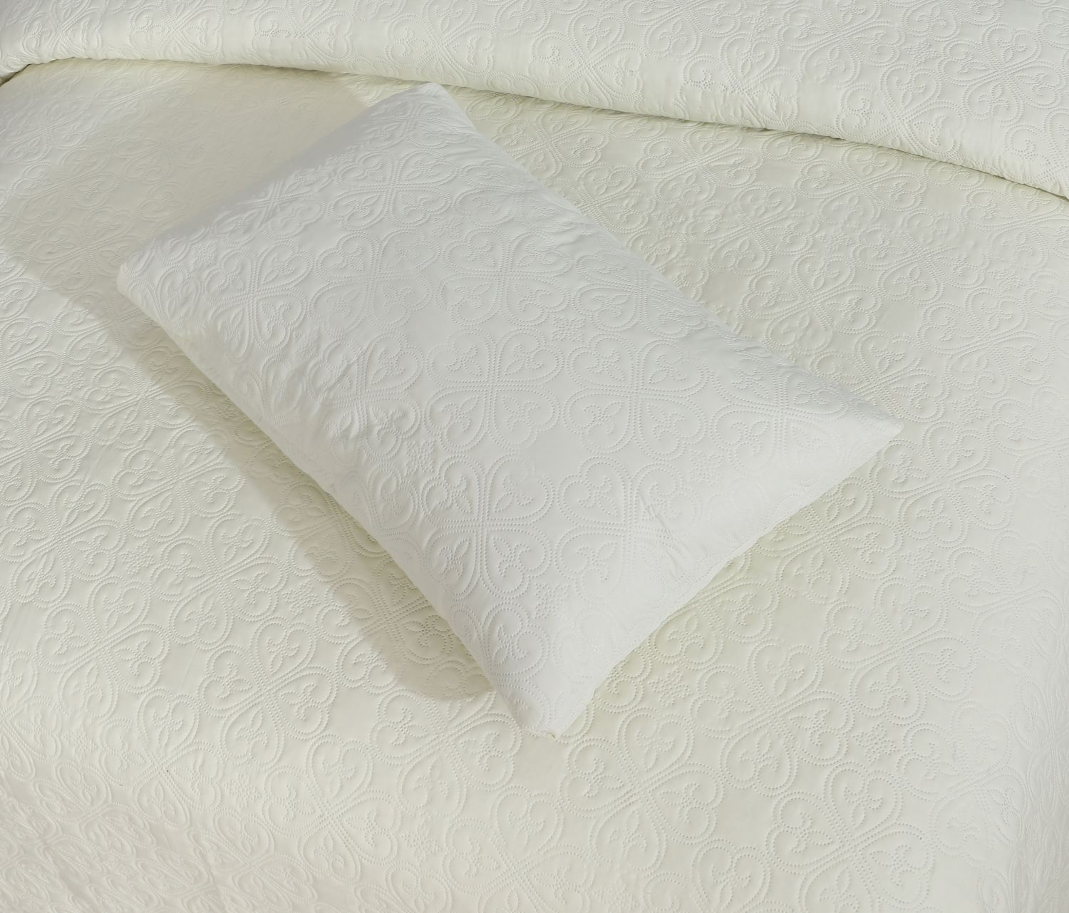 OFF WHITE BEDSPREAD SET - 3 PCS (PREMIUM)