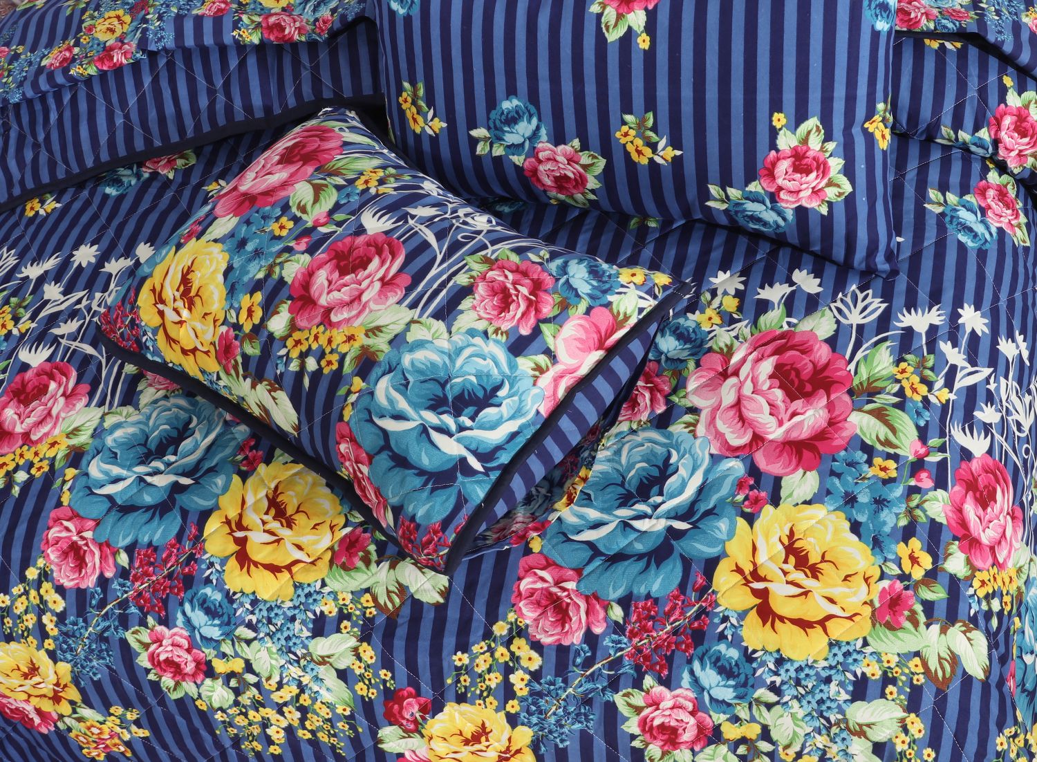 LAREN WINTER COMFORTER SET- 6 PCS (PREMIUM)