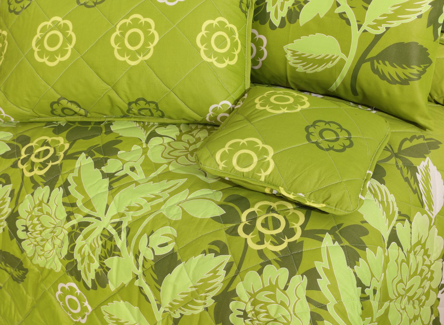 SPUR COMFORTER SET- 7 PCS