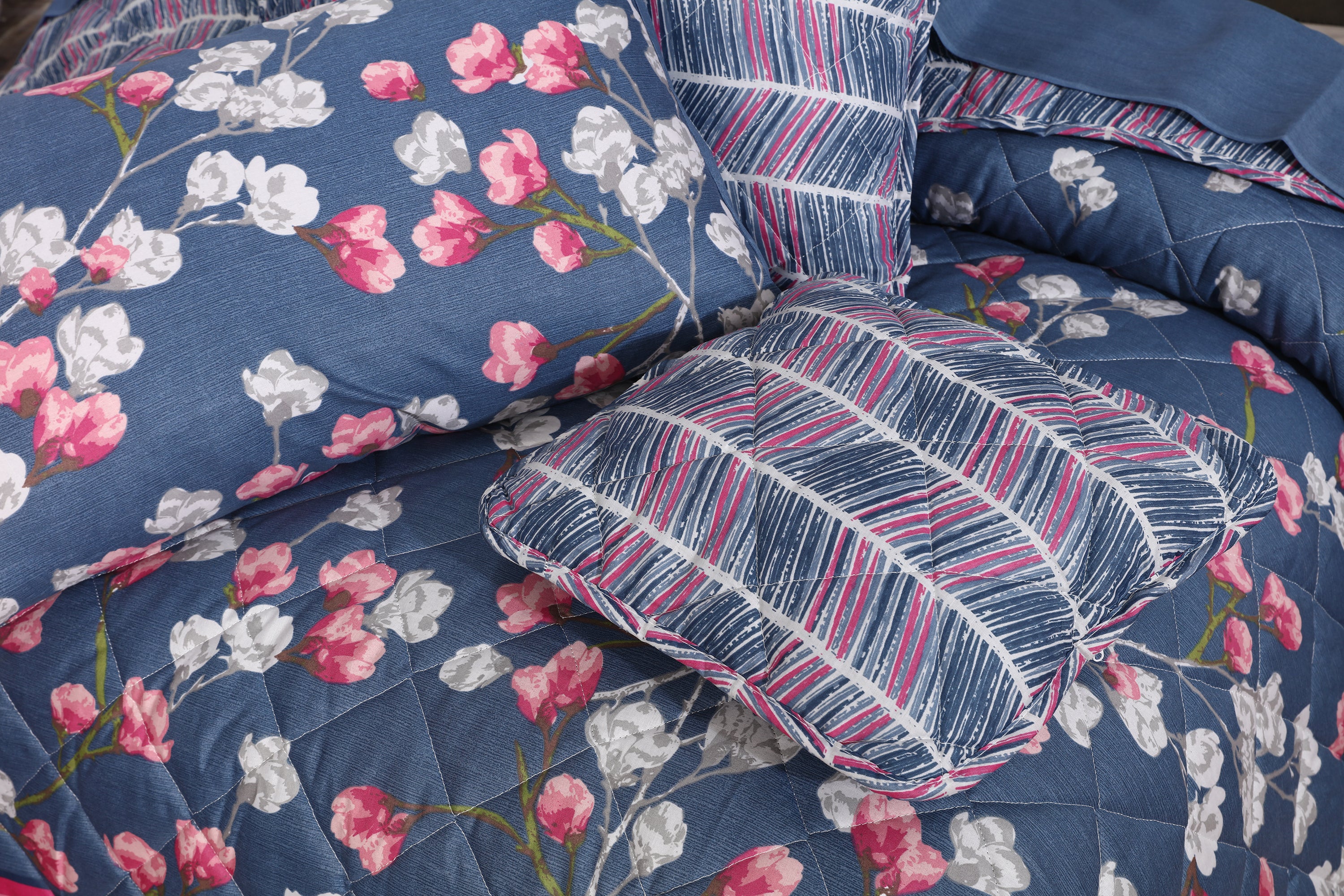CELIA  COMFORTER SET- 7 PCS