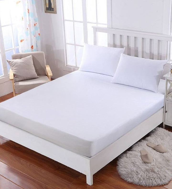 FITTED WATERPROOF MATTRESS PROTECTOR - WHITE