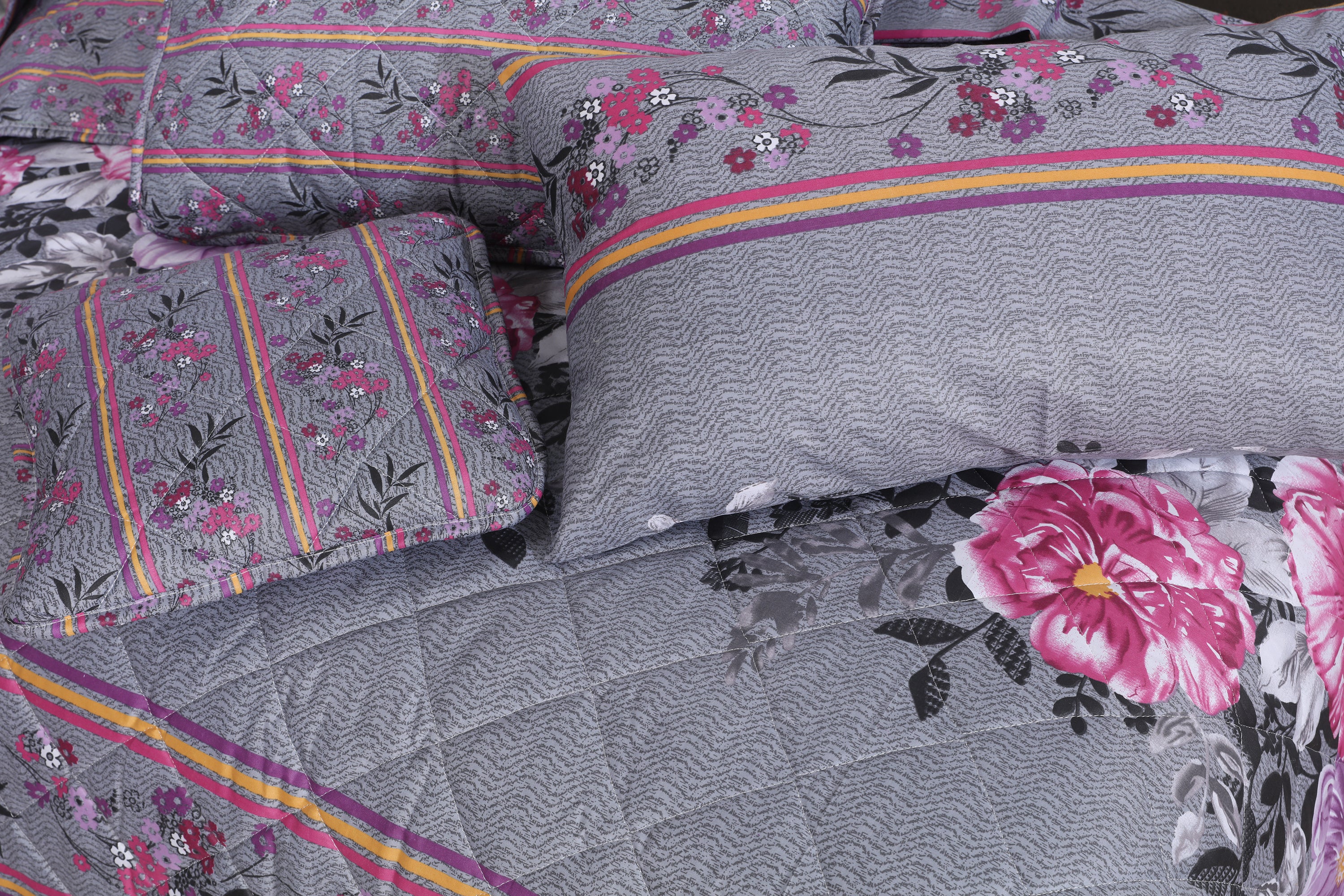 ORCHID SUMMER COMFORTER SET- 7 PCS